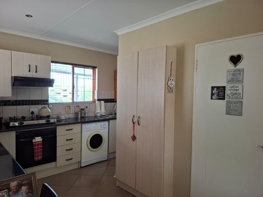 3 Bedroom Property for Sale in Hillside Free State